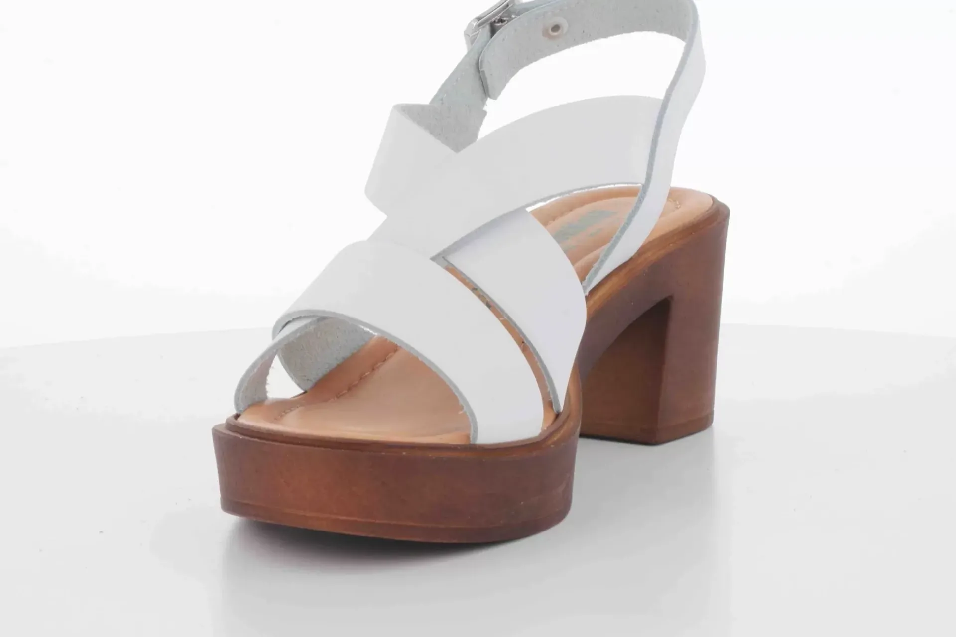 BioNatura 99 A 2397 By Cast^Woman Woman Summer